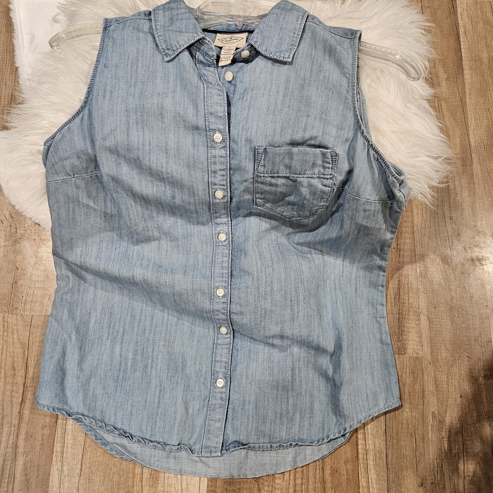 St John's Bay Women's Sleeveless Denim Top